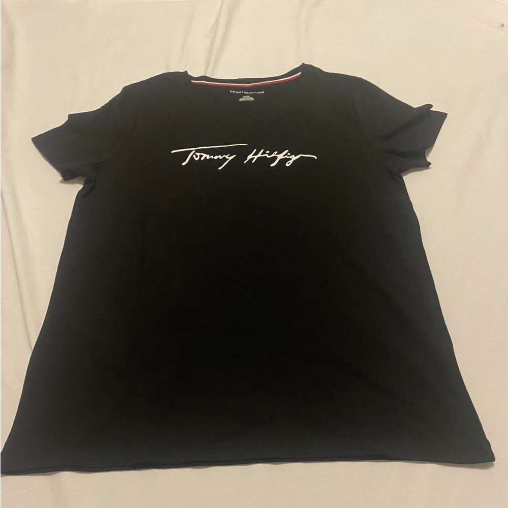 Never worn. Smoke and pet free home